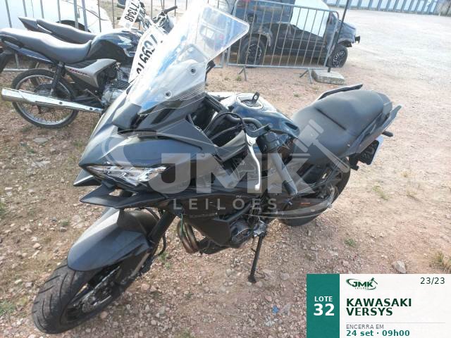 KAWASAKI VERSYS 23/23